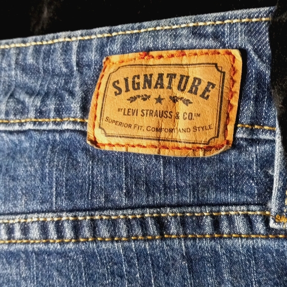 111 Levi Jeans size 10 misses pockets zipper button shipping Denim boot cut - Picture 9 of 14